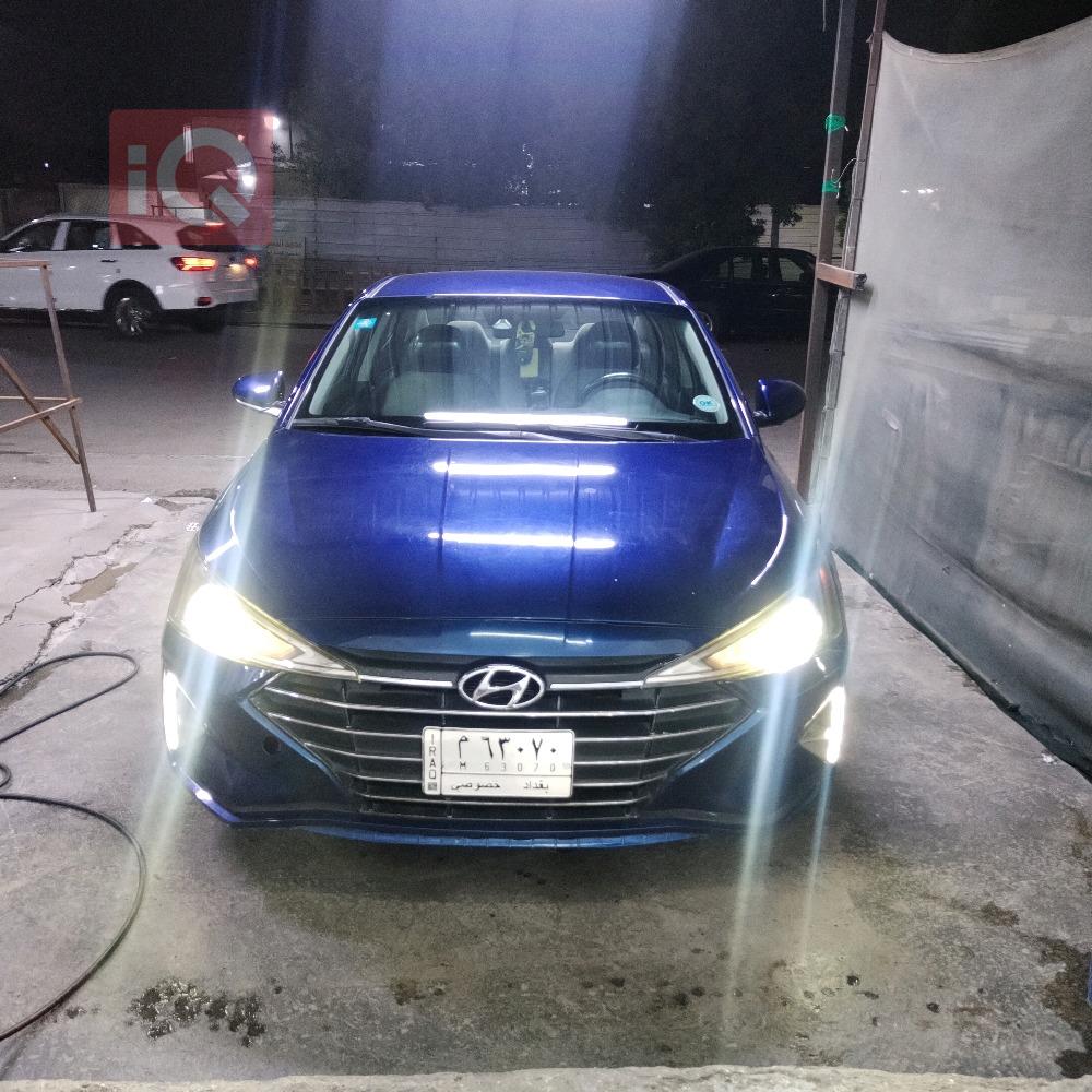 هیوندای ئەلەنترا
